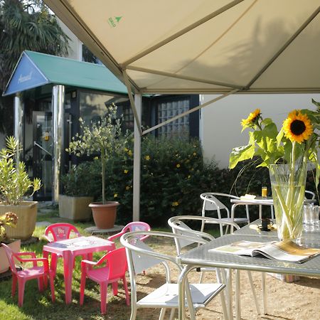 Liberty Hotel Rennes Ouest Vezin-le-Coquet Kültér fotó