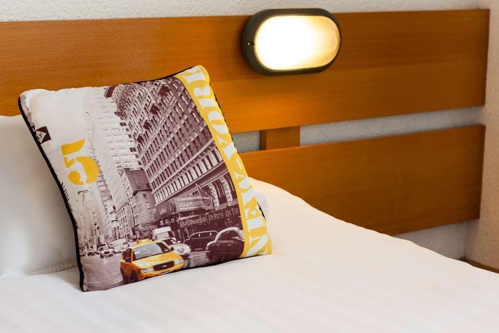 Liberty Hotel Rennes Ouest Vezin-le-Coquet Szoba fotó